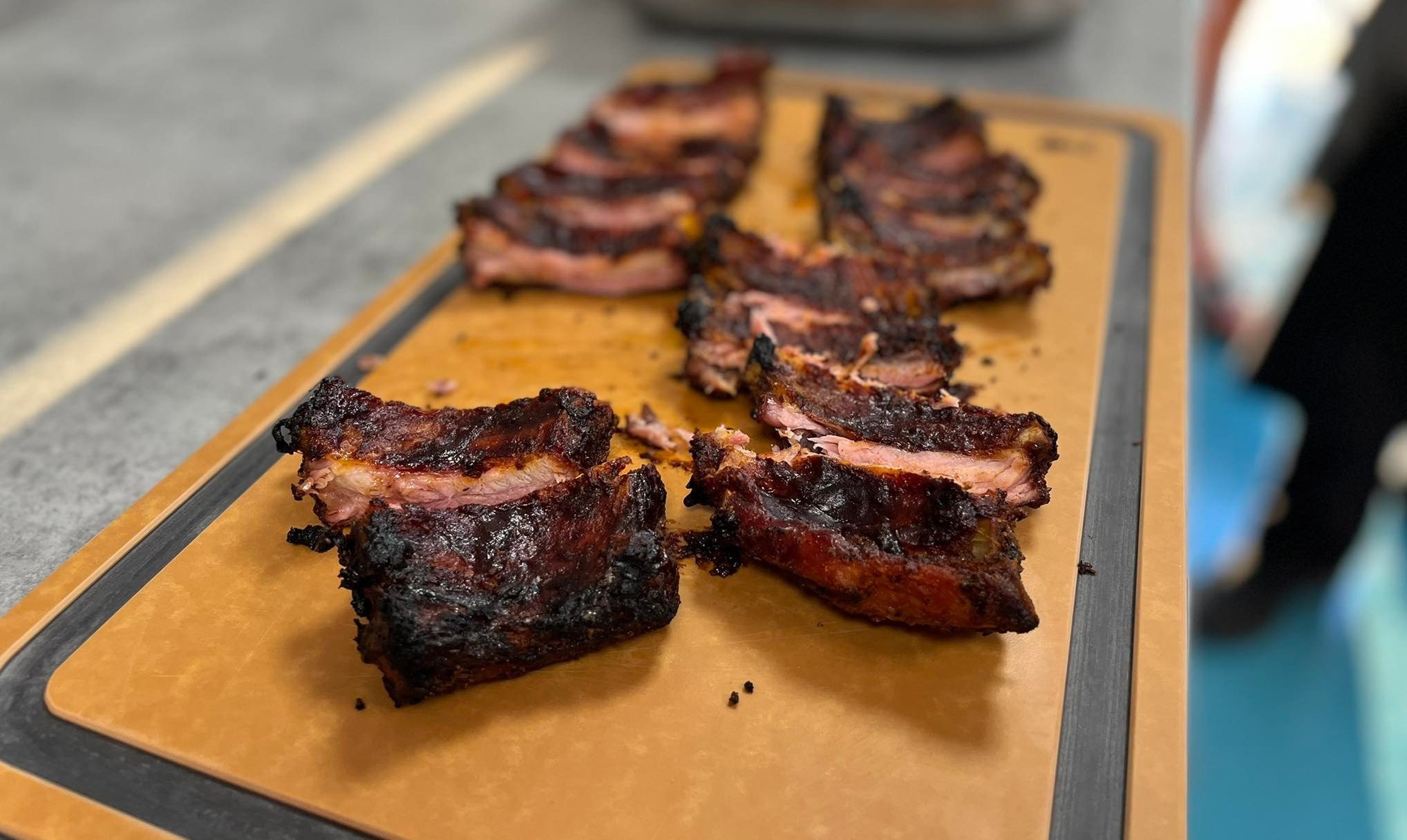 Žebra na grilu Žebra na grilu