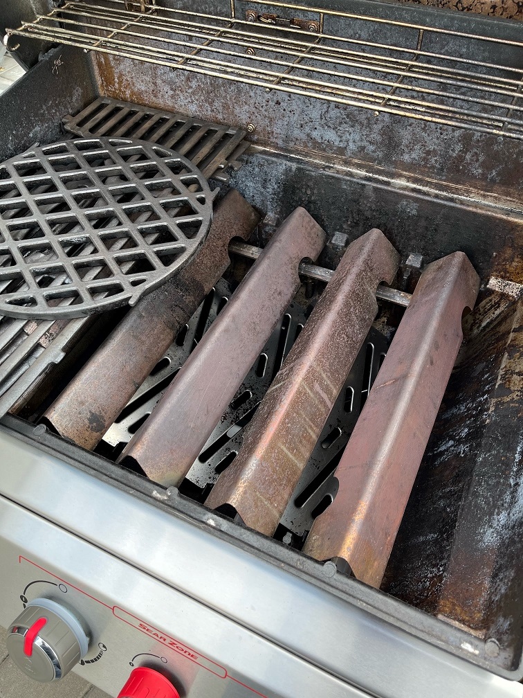 Čištění vnitřku grilu Čištění vnitřku grilu