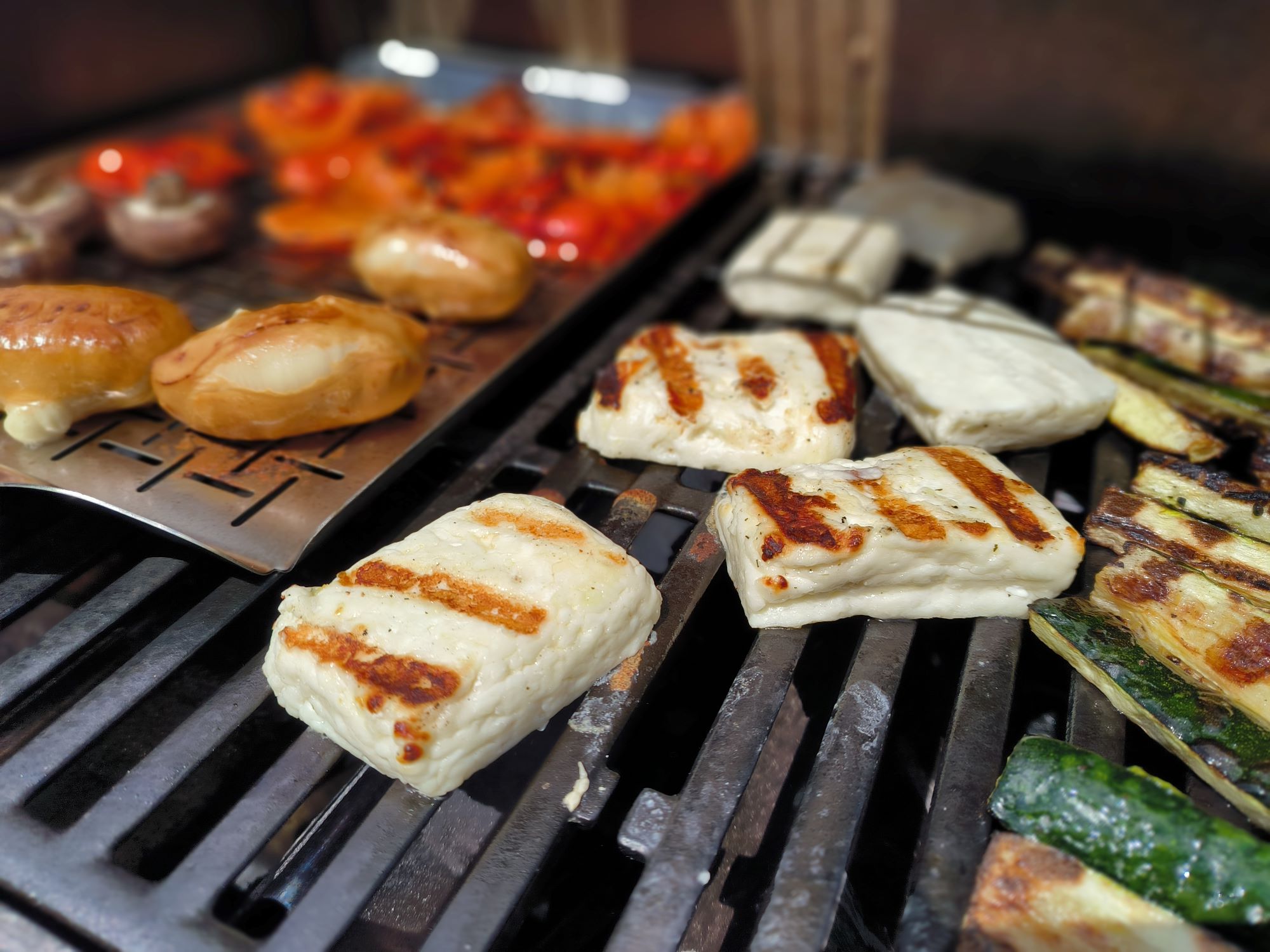 Sýr halloumi na grilu Sýr halloumi na grilu