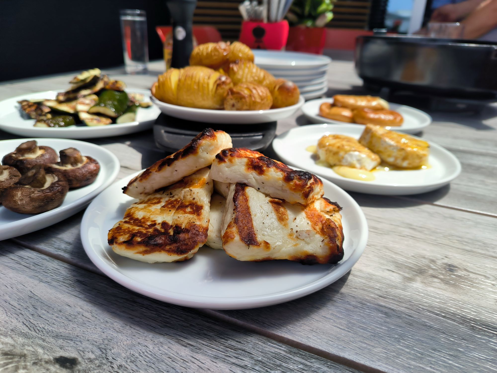 Ugrilovaný sýr halloumi Ugrilovaný sýr halloumi
