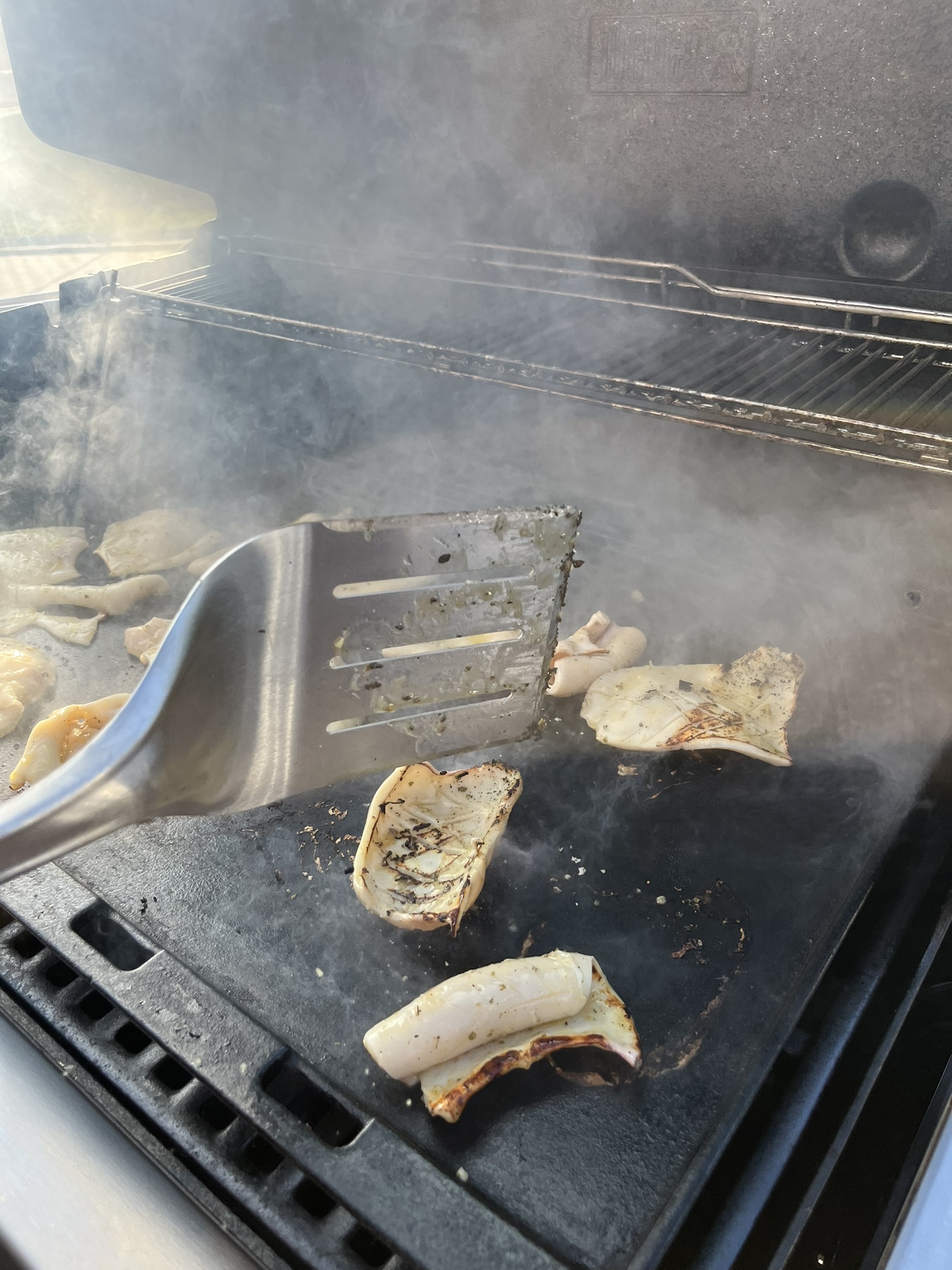 Grilované kalamáry - na grilu 2