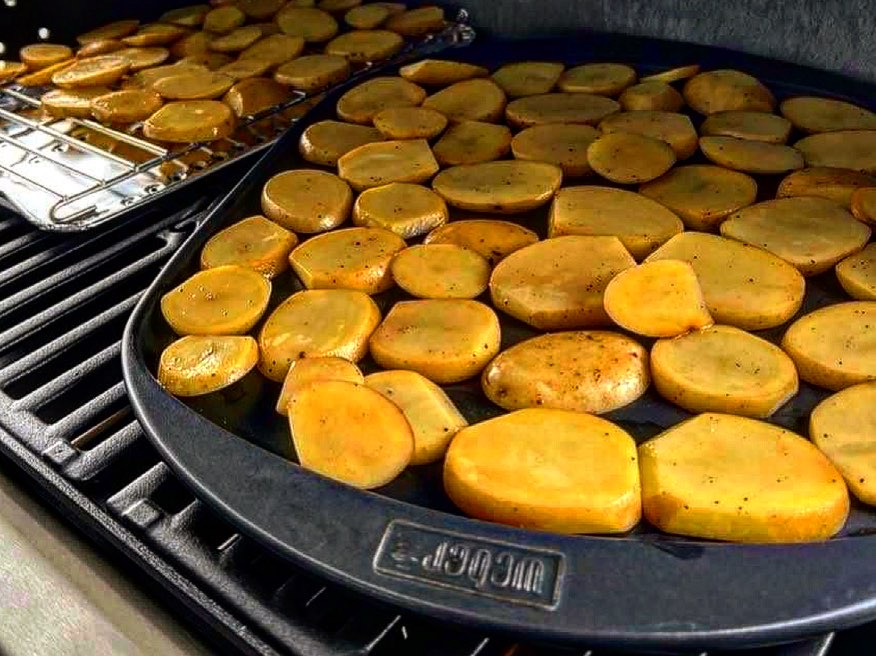 Dokonalé brambory na grilu - opečené