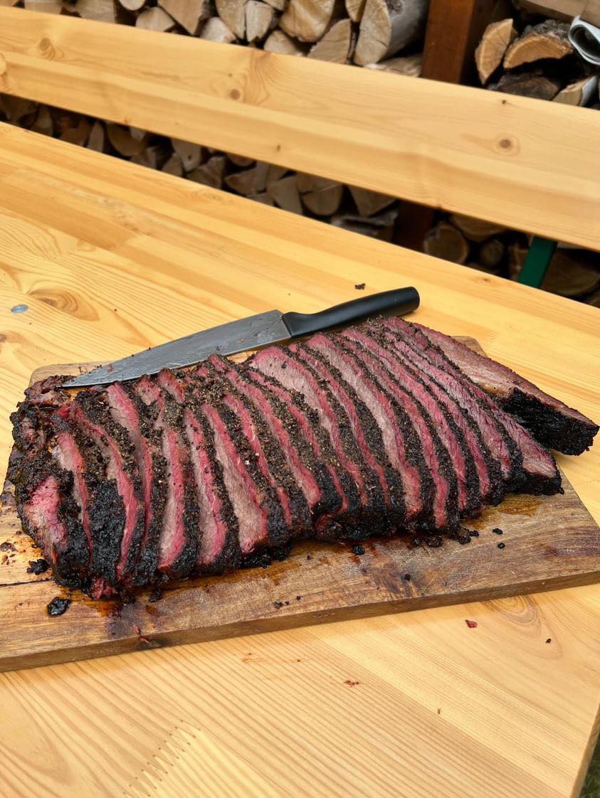 Smoke Ring - Grilovaný hovězí brisket Smoke Ring - Grilovaný hovězí brisket