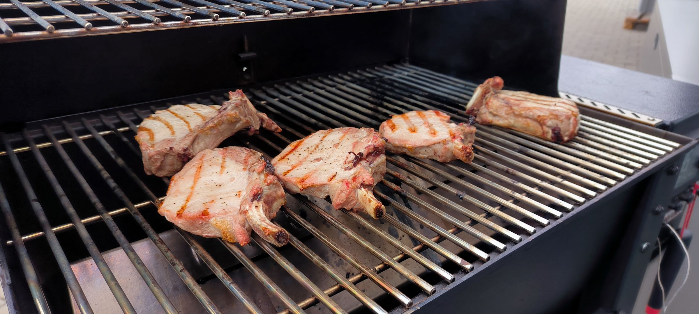 Grilované vepřové kotlety Grilované vepřové kotlety