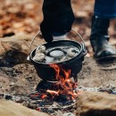 Litinový hrnec Lodge Dutch Oven s poklicí