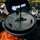 Petromax litinový kotlík Dutch Oven bez nožiček - 25 cm, 7,5 l s příslušenstvím